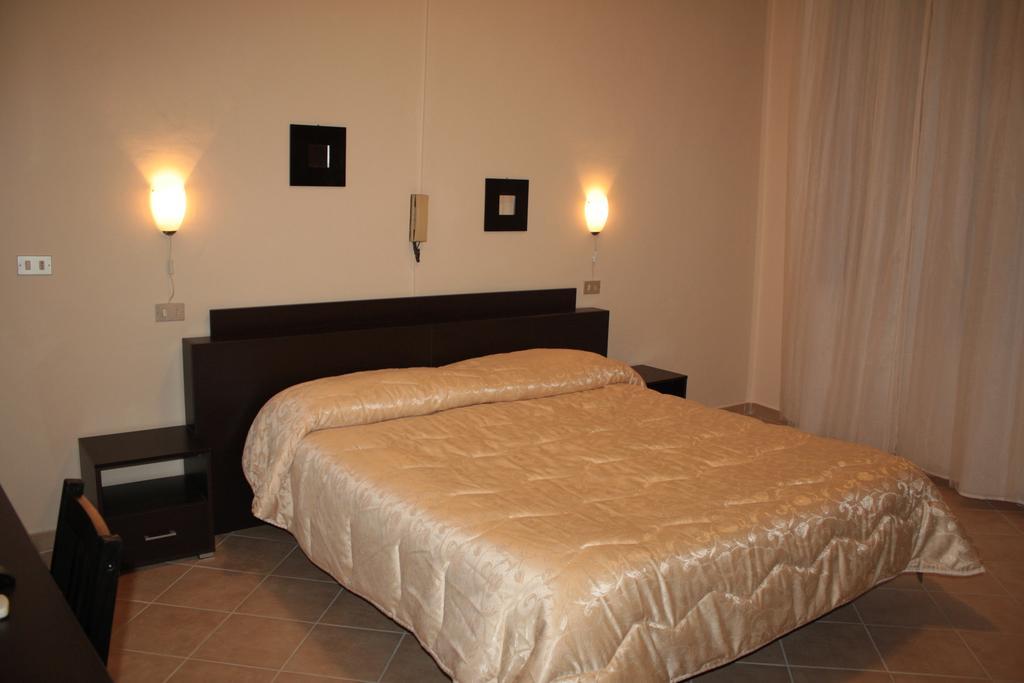 Guest House Roma Prato Camera foto