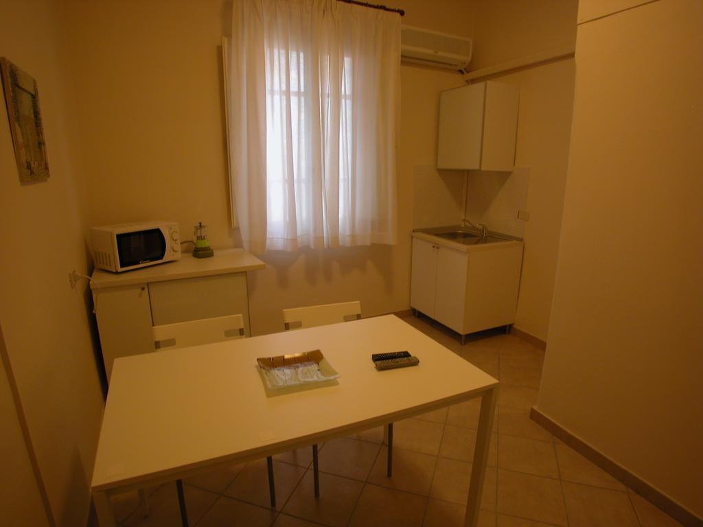 Guest House Roma Prato Camera foto
