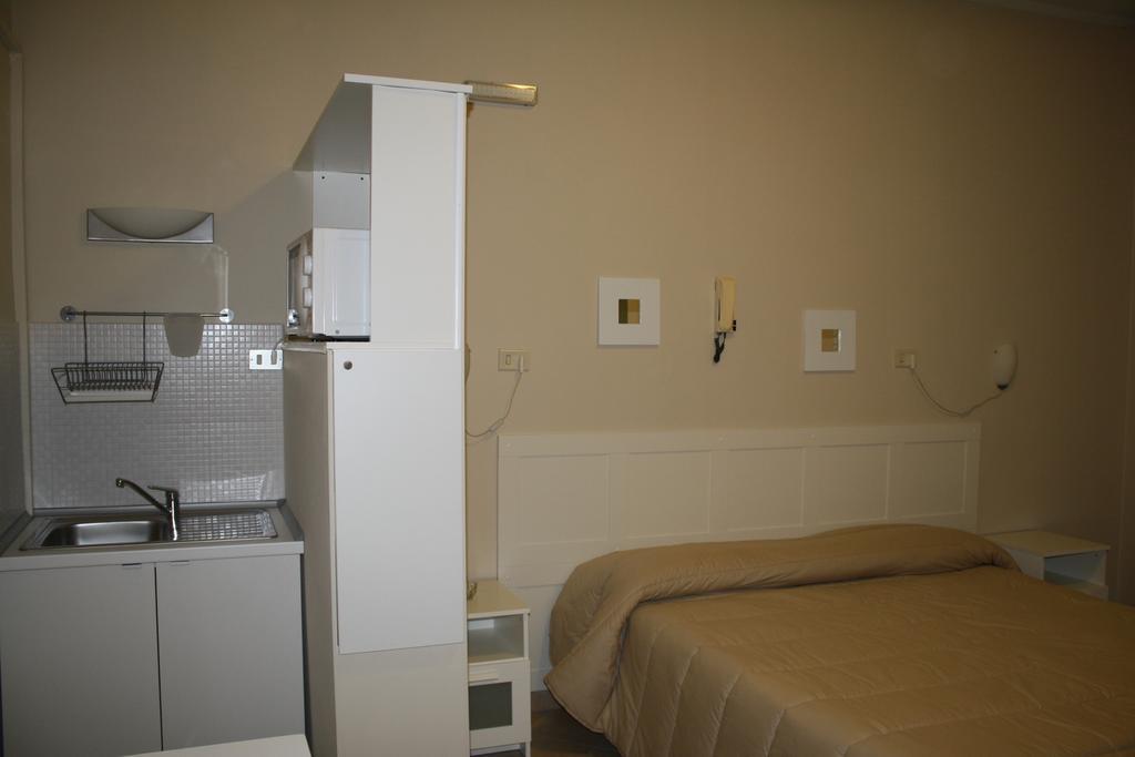 Guest House Roma Prato Camera foto