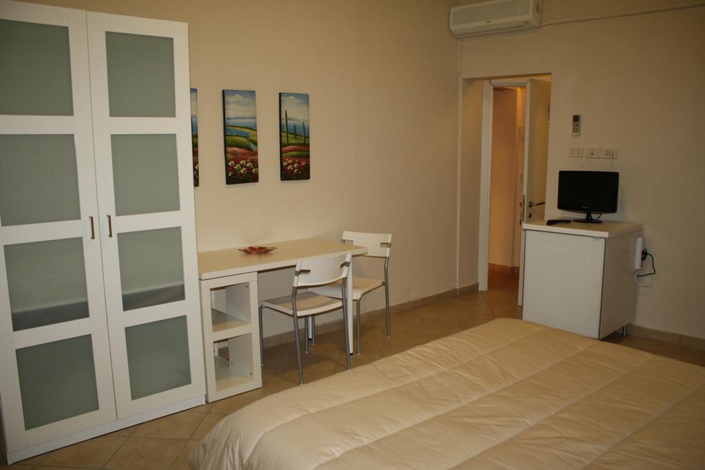 Guest House Roma Prato Camera foto
